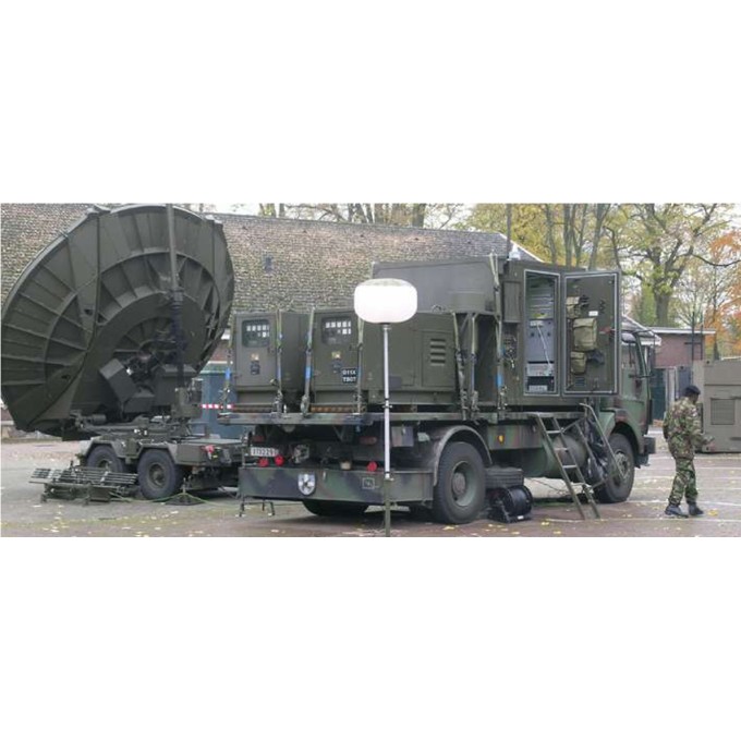 Iluminator santiere nocturne - 132.000 lumeni – 5 m inaltime 